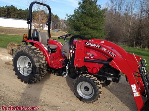 Case IH Farmall 40A recensioni e scheda tecnica