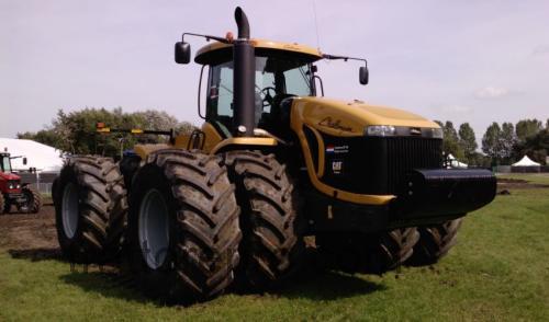 Challenger MT975 scheda tecnica 