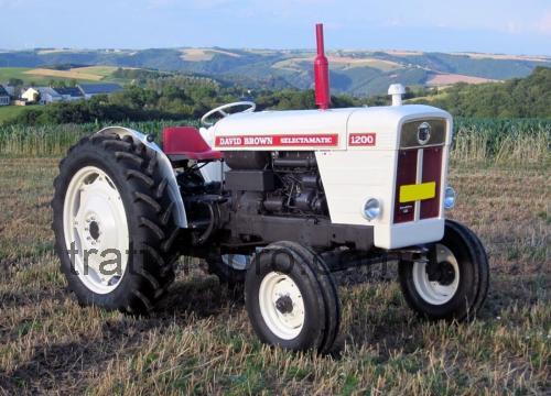 David Brown 1200 recensioni e scheda tecnica