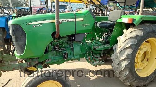 John Deere 5041C recensioni e scheda tecnica