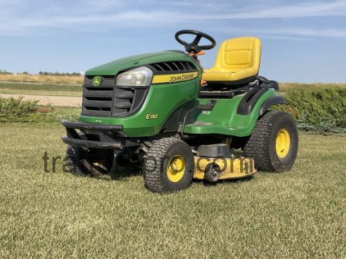 John Deere E130 recensioni e scheda tecnica
