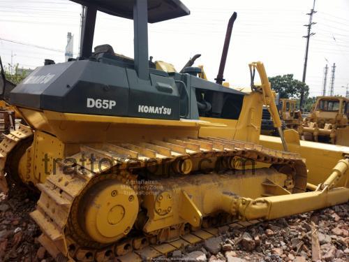 Komatsu D65P recensioni e scheda tecnica